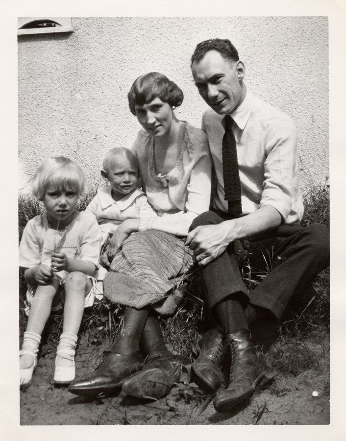 early photos, no. 16