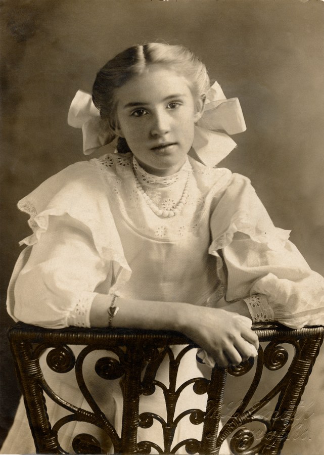 early photos, no. 9