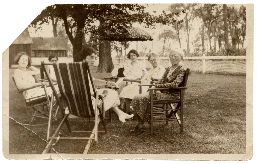 early photos, no. 10