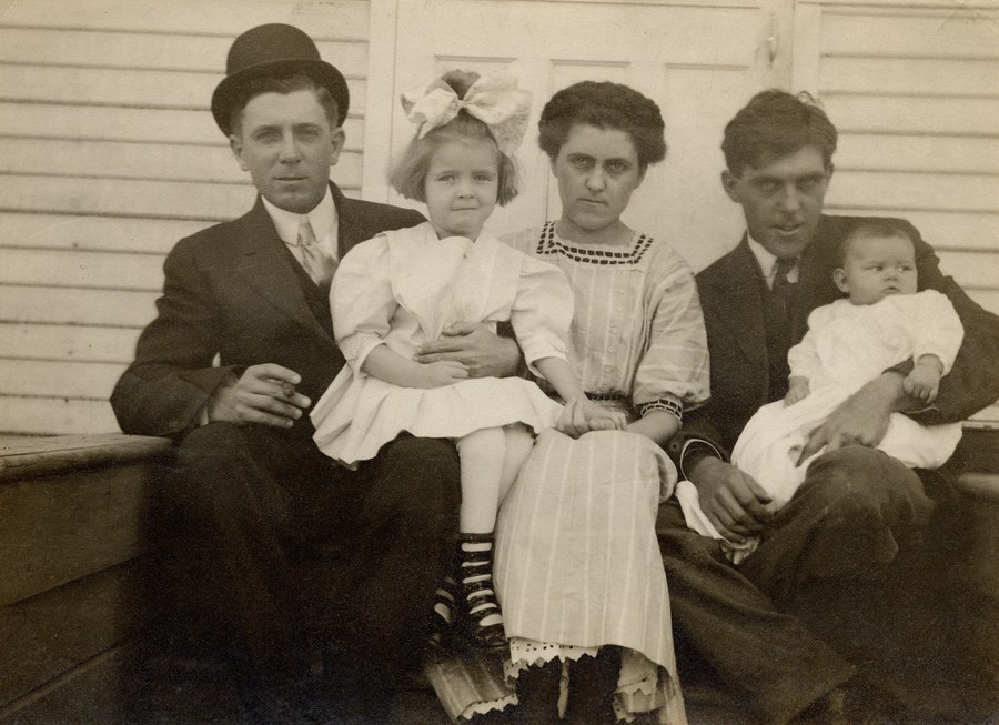 early photos, no. 32