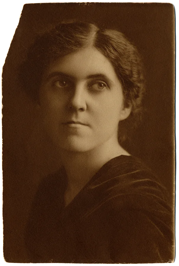 early photos, no. 4