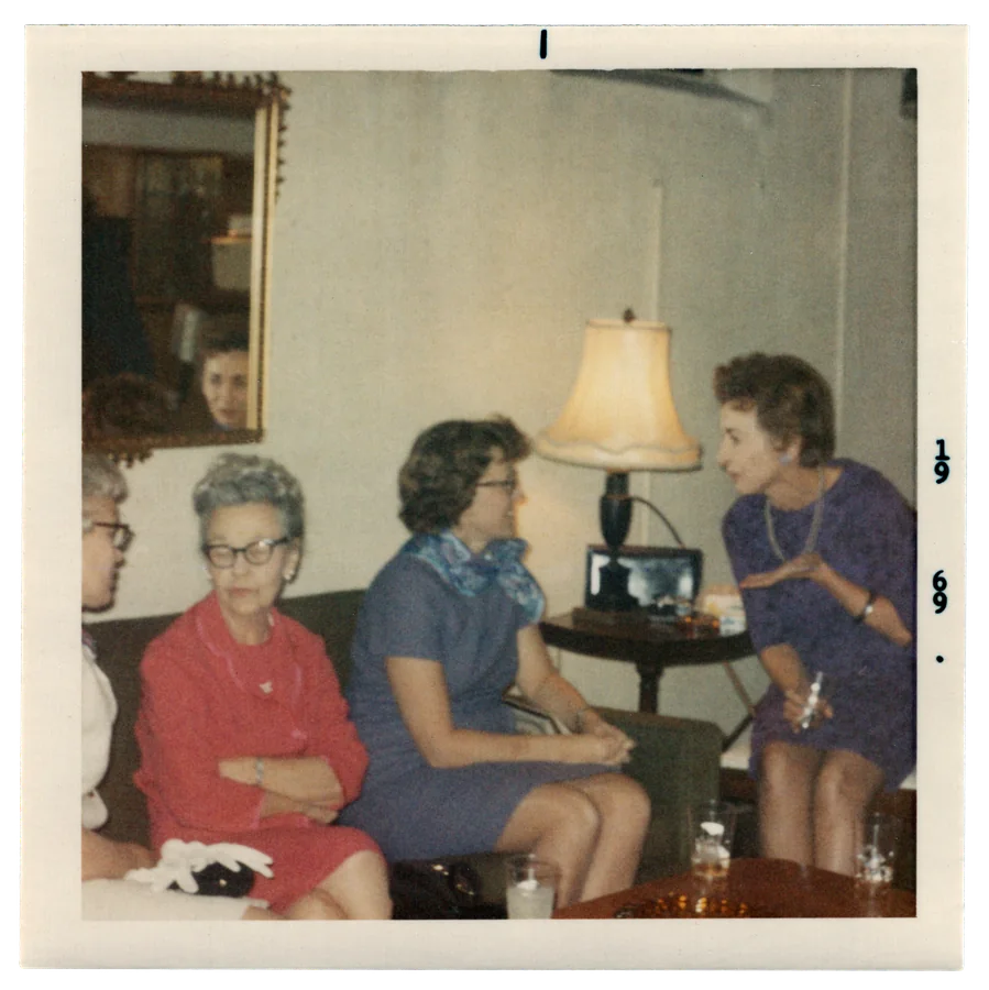 Fotron, no. 69 — another frame