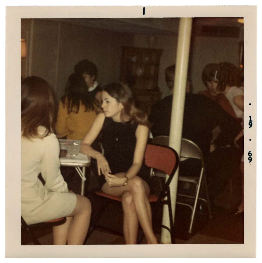 Fotron, no. 70 — another frame