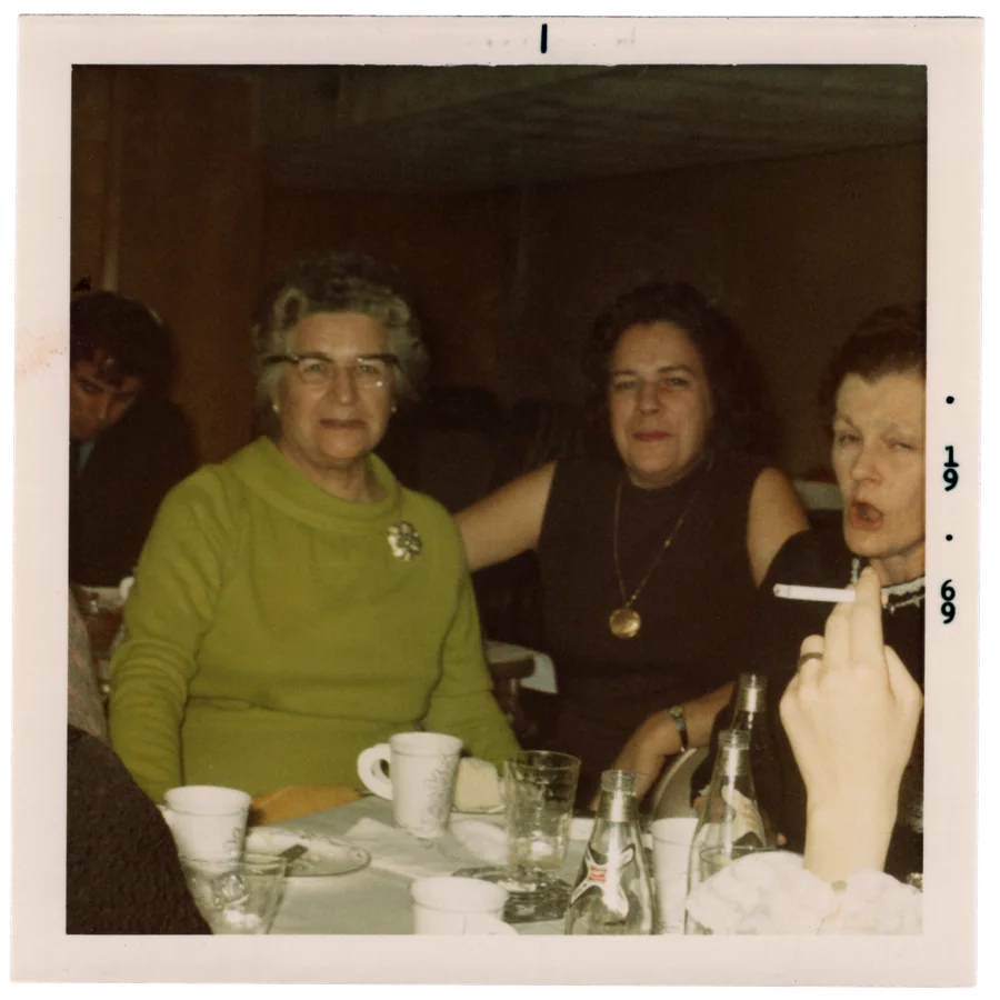 Fotron, no. 85 — another frame
